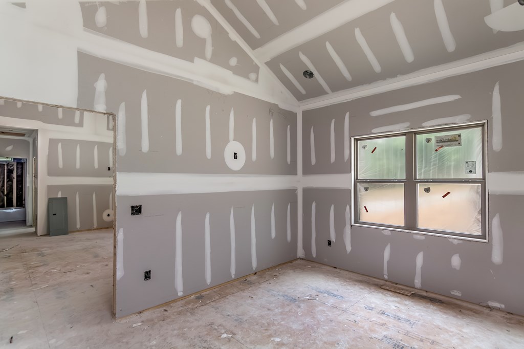 209 Pinecrest Court