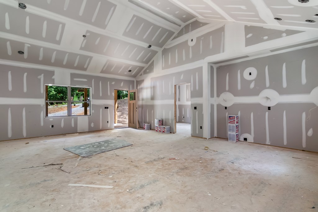 209 Pinecrest Court