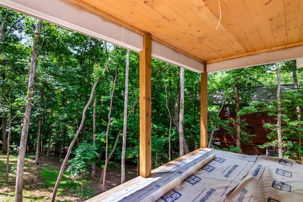 209 Pinecrest Court