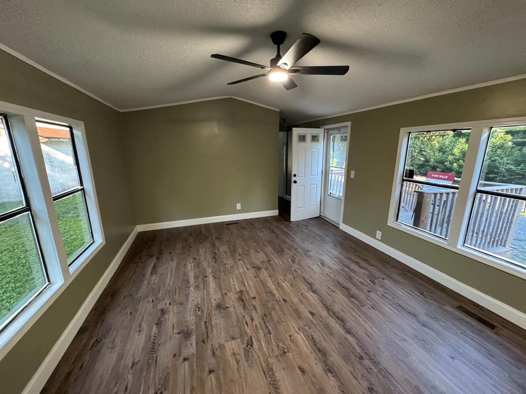 2637 Old Grade Road