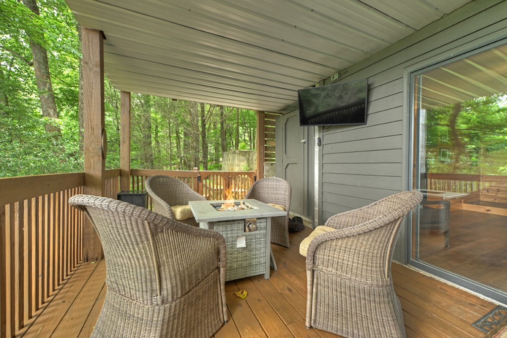 161 Walnut Ridge