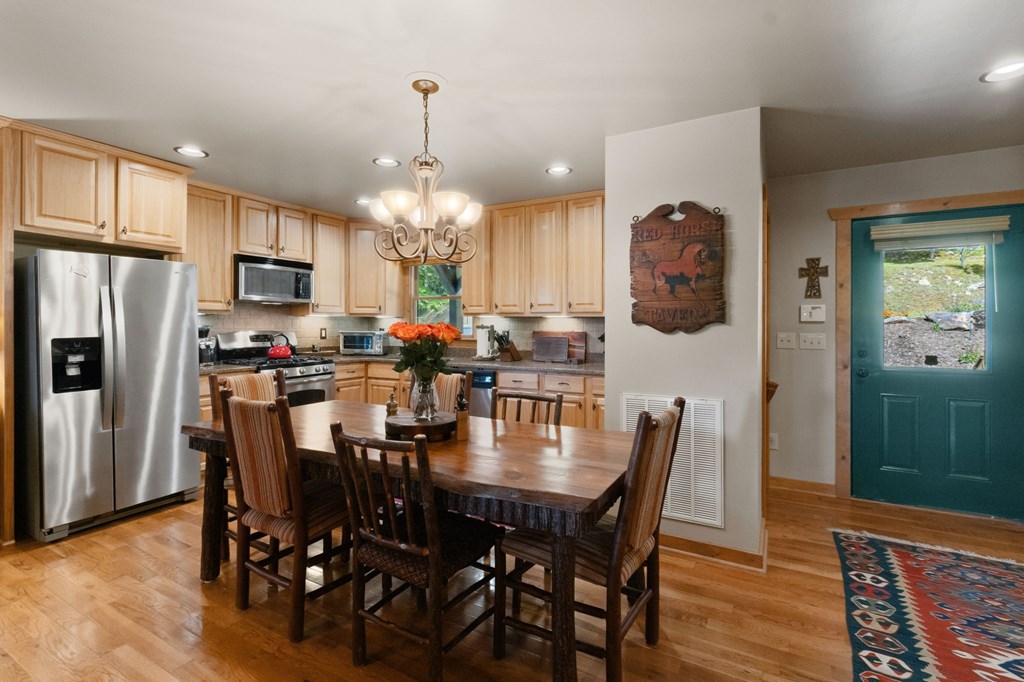 175 Leisure Drive