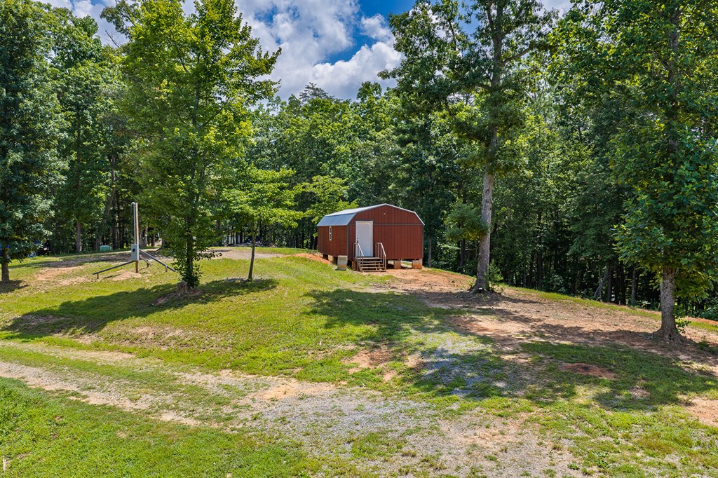 330 Kings Way