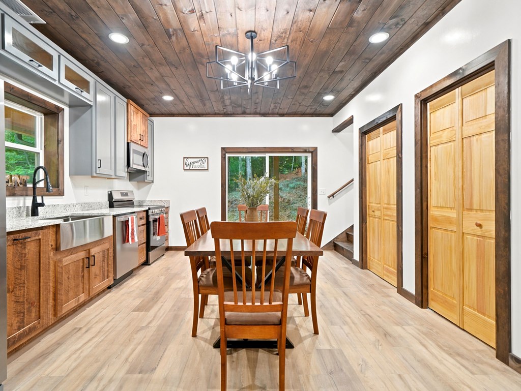 202 Jonquil Lane