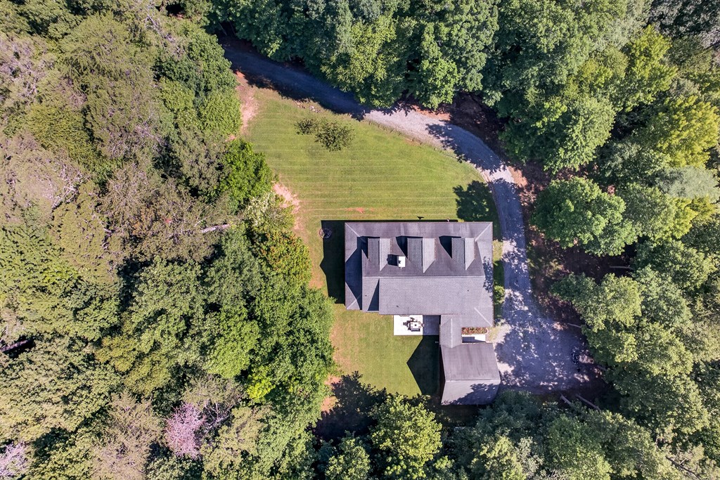 408 Mountain Creek Way