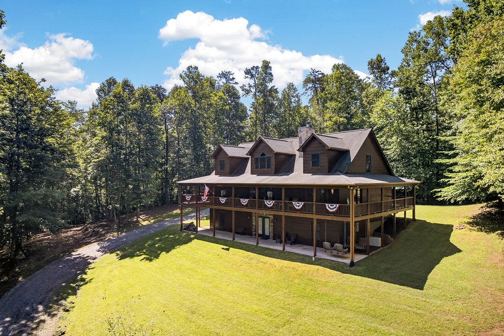 408 Mountain Creek Way