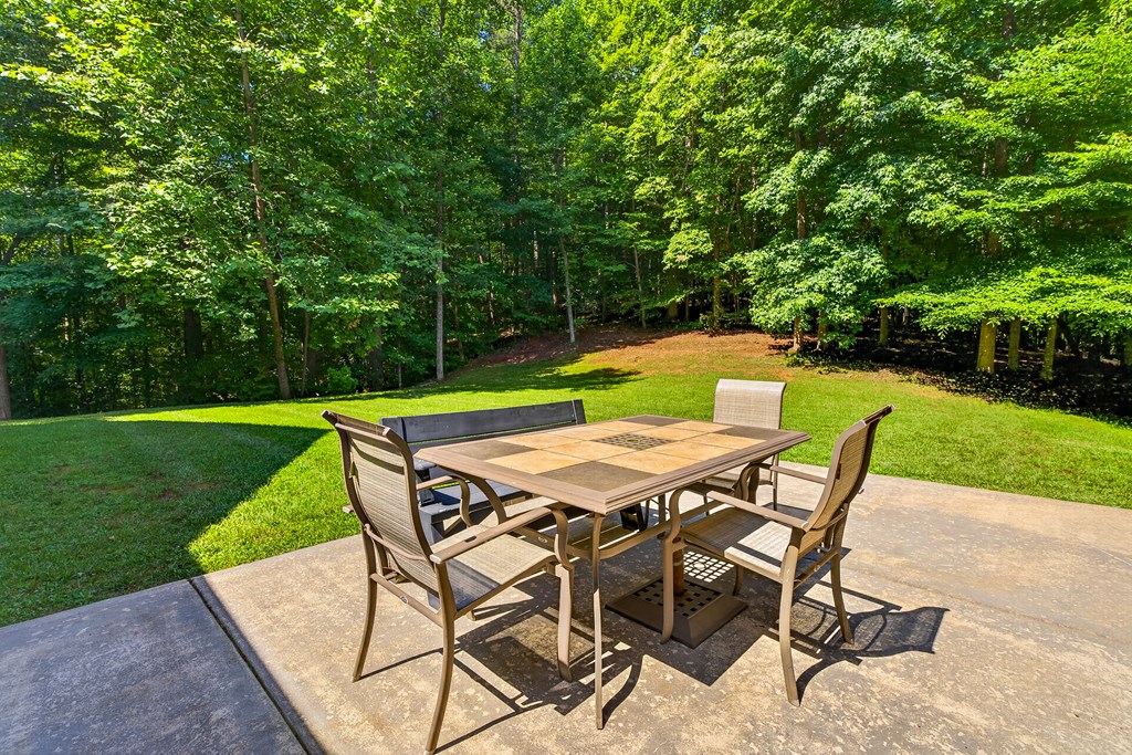 408 Mountain Creek Way