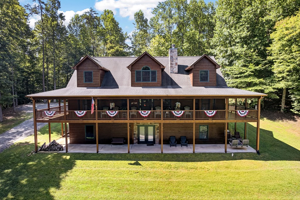 408 Mountain Creek Way