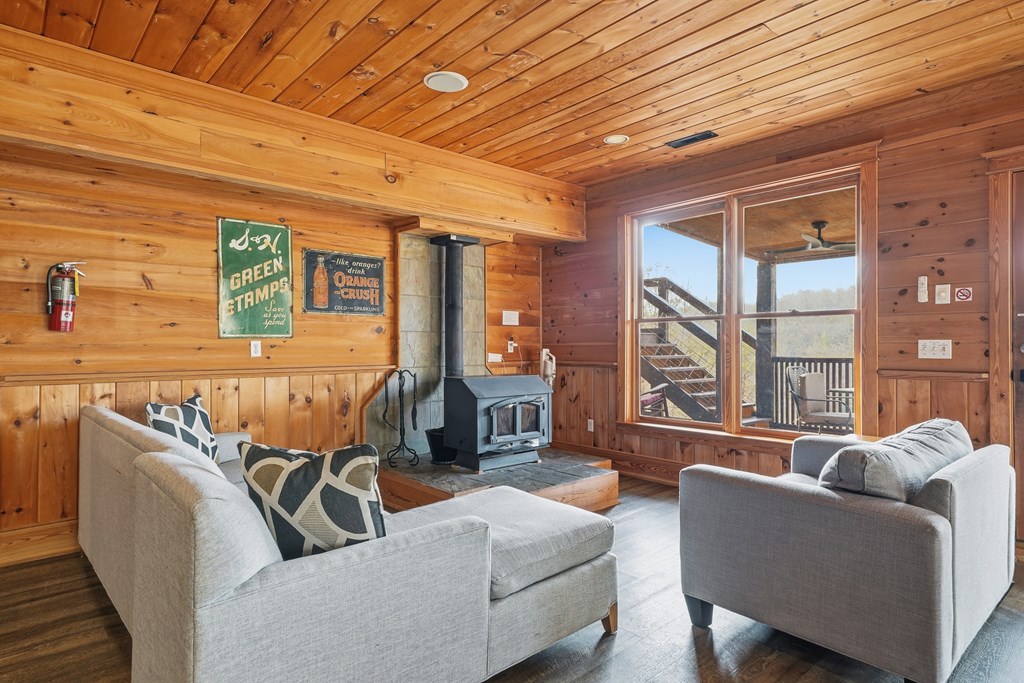 153 Riverview Circle