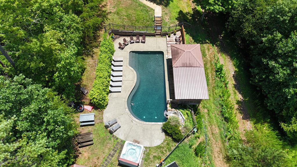 153 Riverview Circle