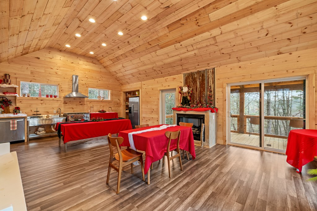 153 Riverview Circle
