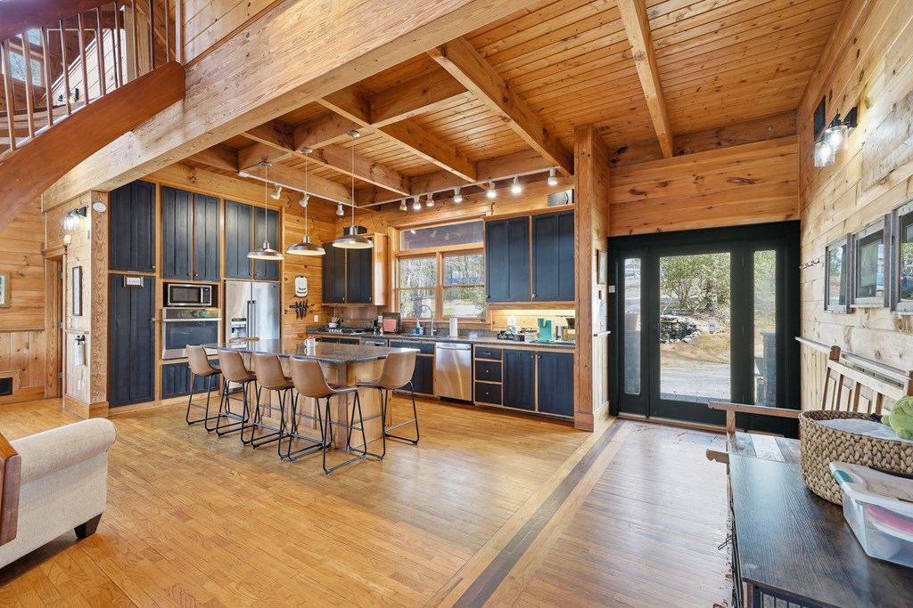 153 Riverview Circle