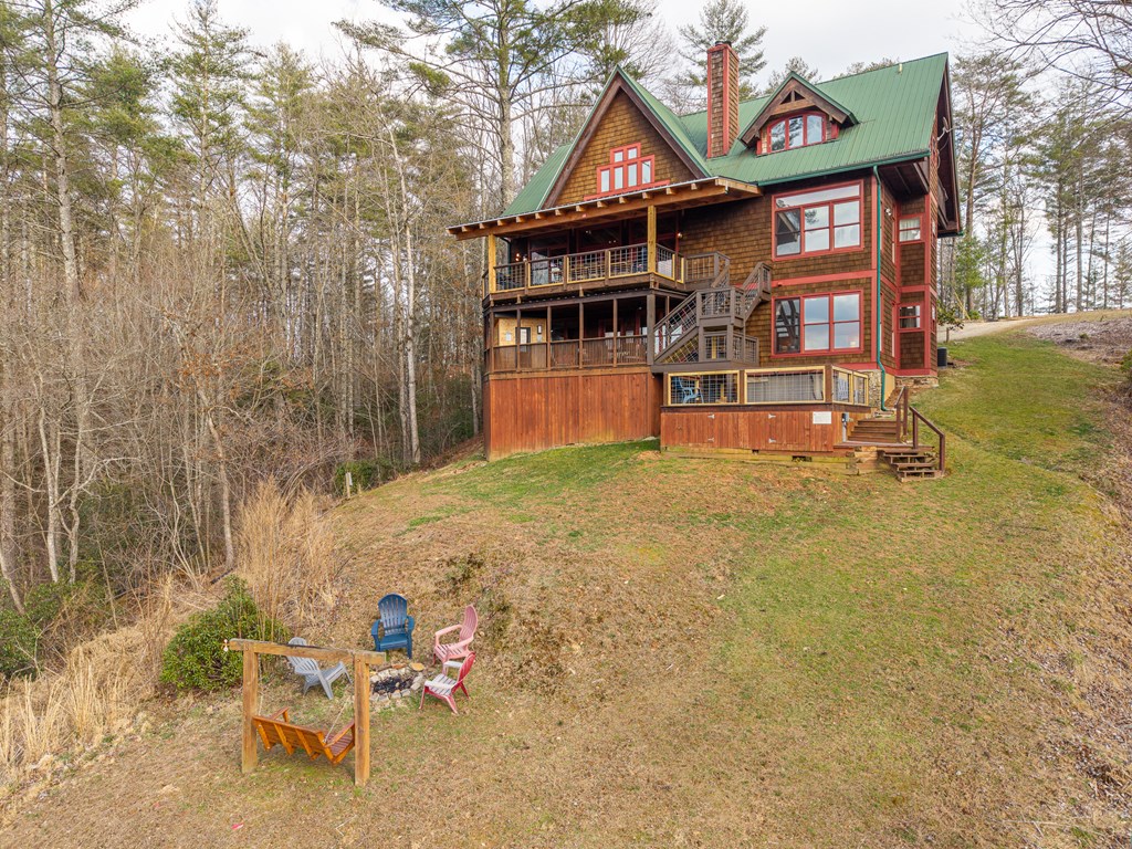 153 Riverview Circle