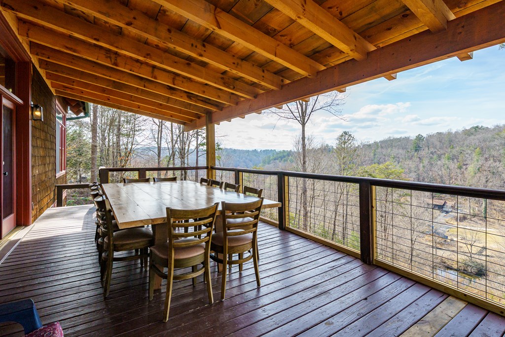 153 Riverview Circle