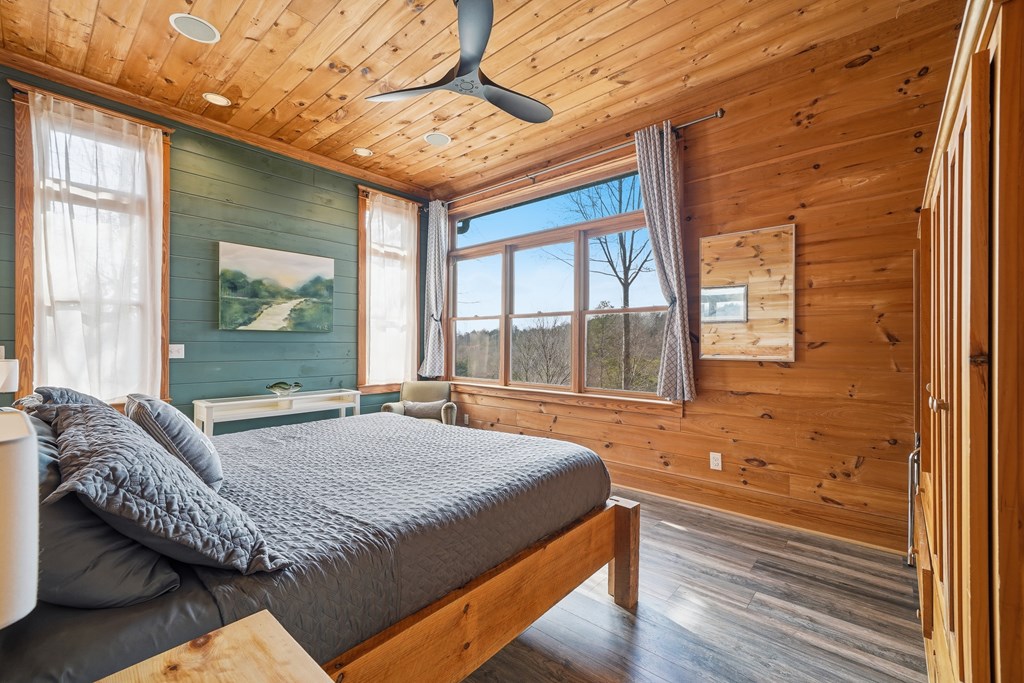 153 Riverview Circle