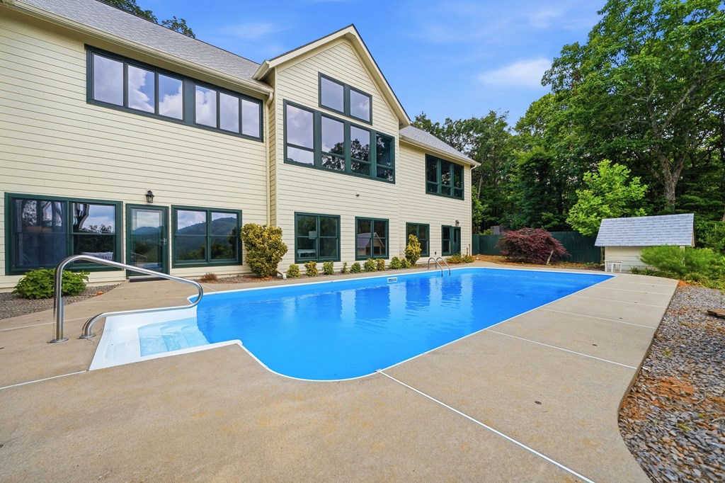 714 Clearview Drive