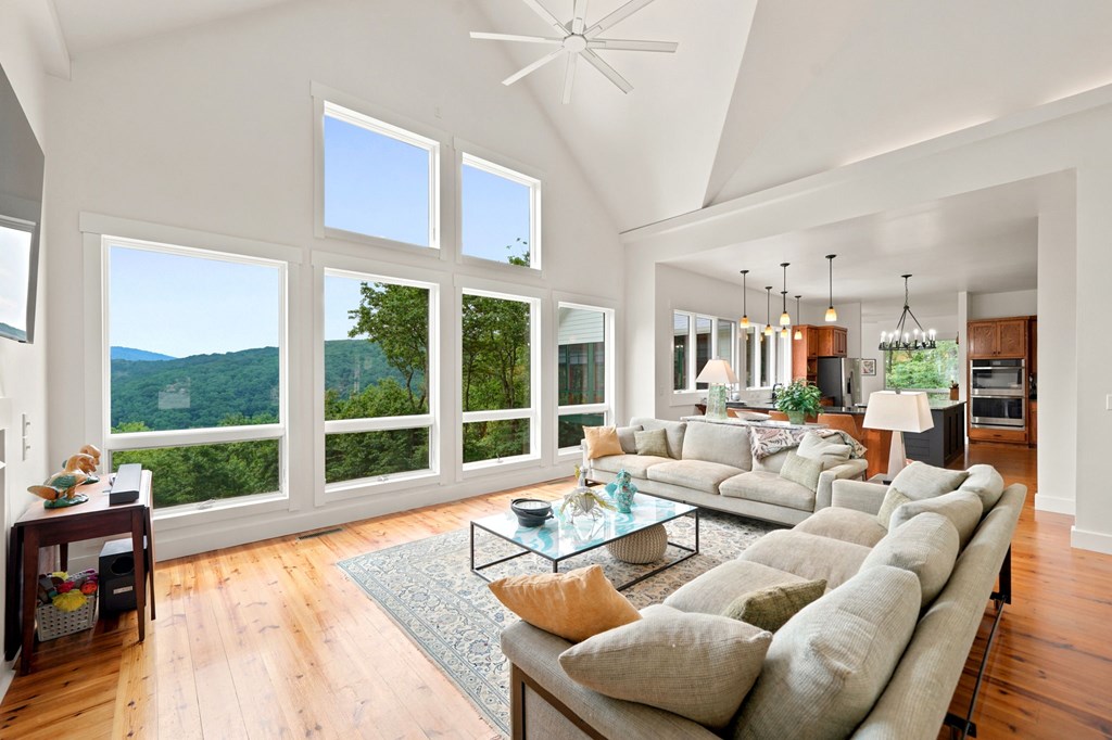 714 Clearview Drive