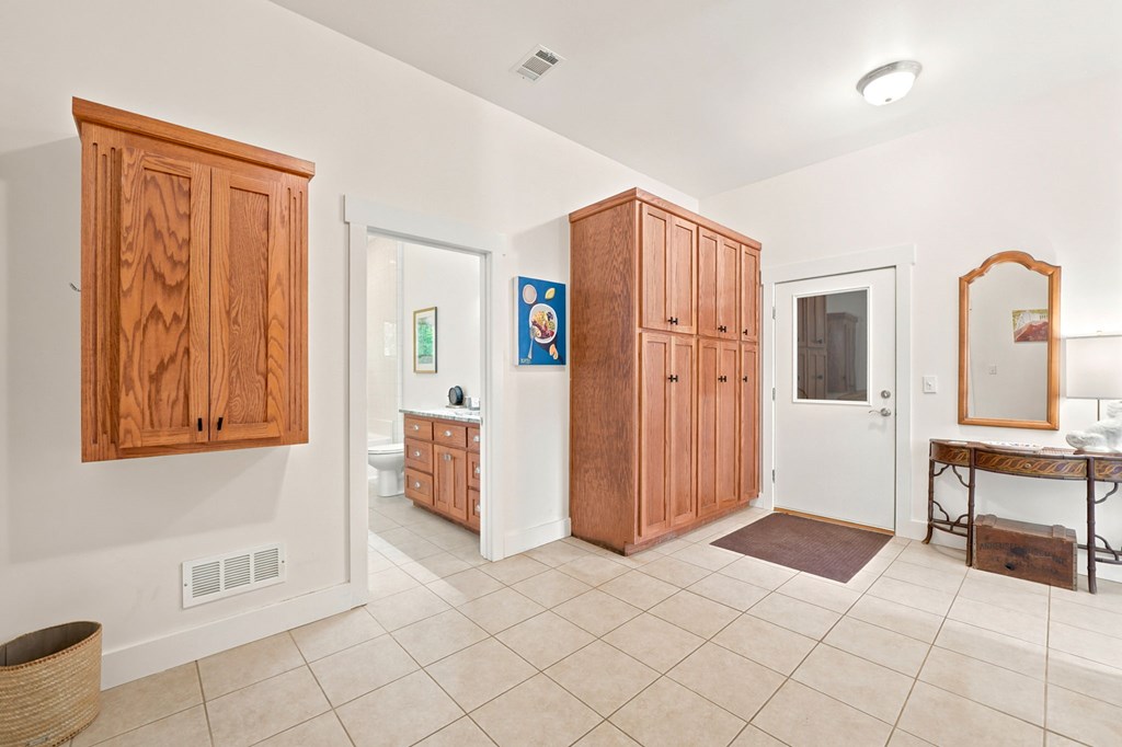 714 Clearview Drive