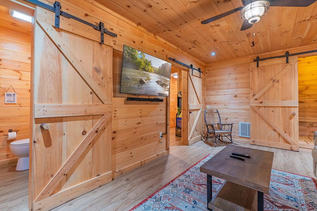 1480 Hidden Lake Drive
