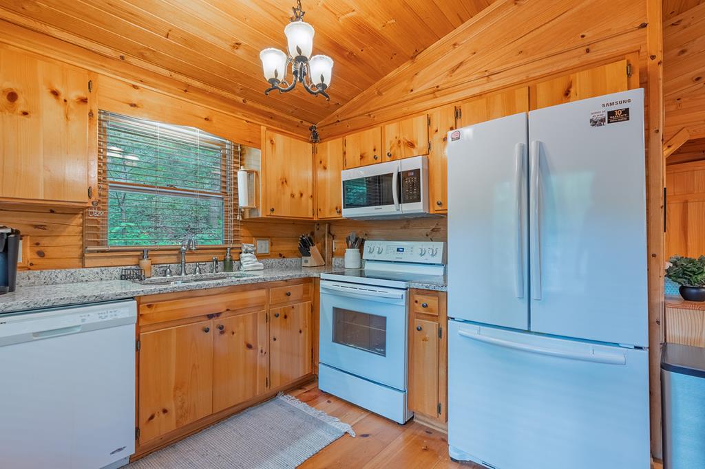 1480 Hidden Lake Drive