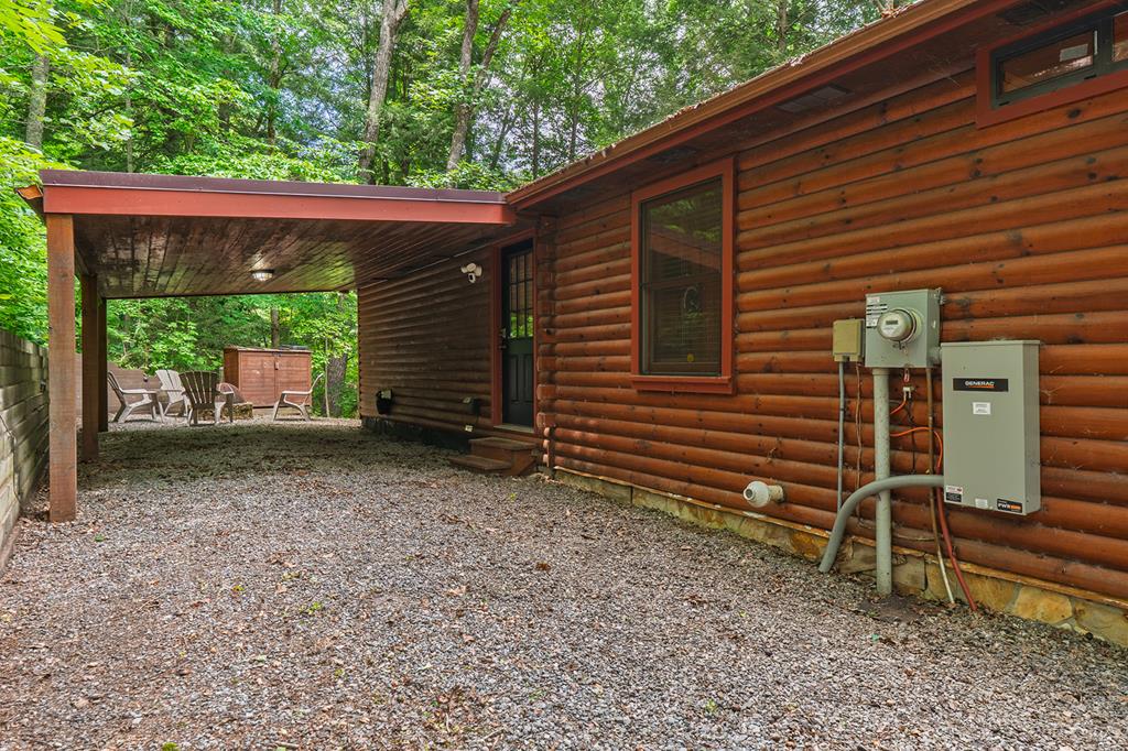 1480 Hidden Lake Drive