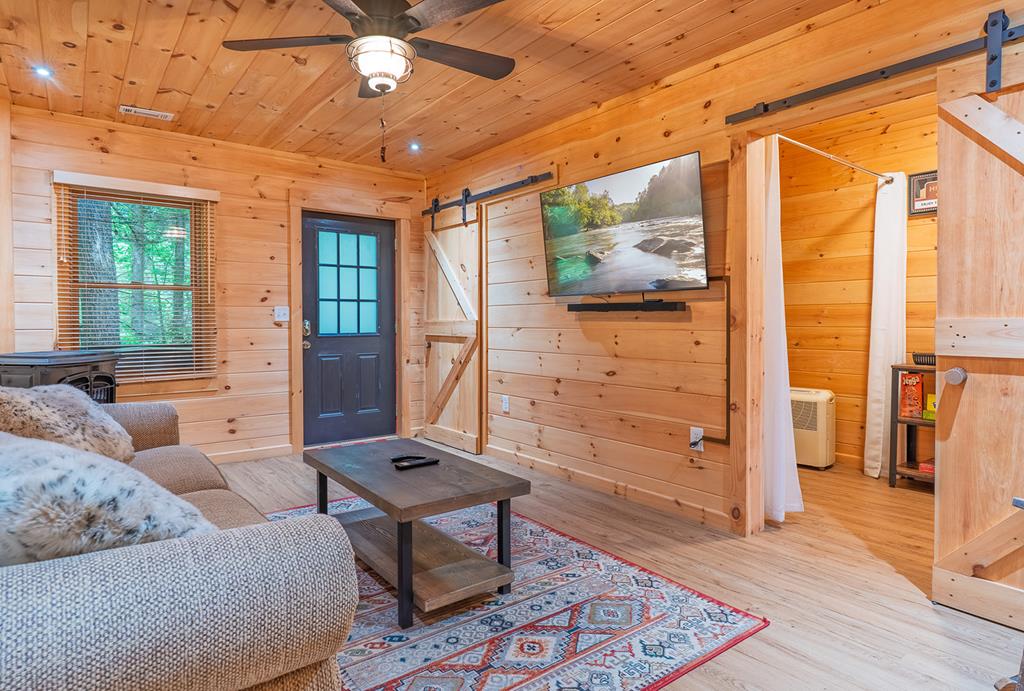1480 Hidden Lake Drive