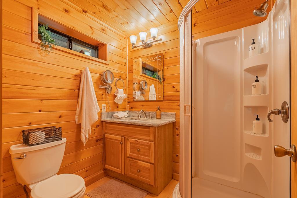 1480 Hidden Lake Drive