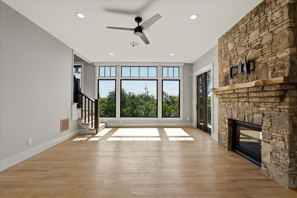 207 Utana Bluffs Trail