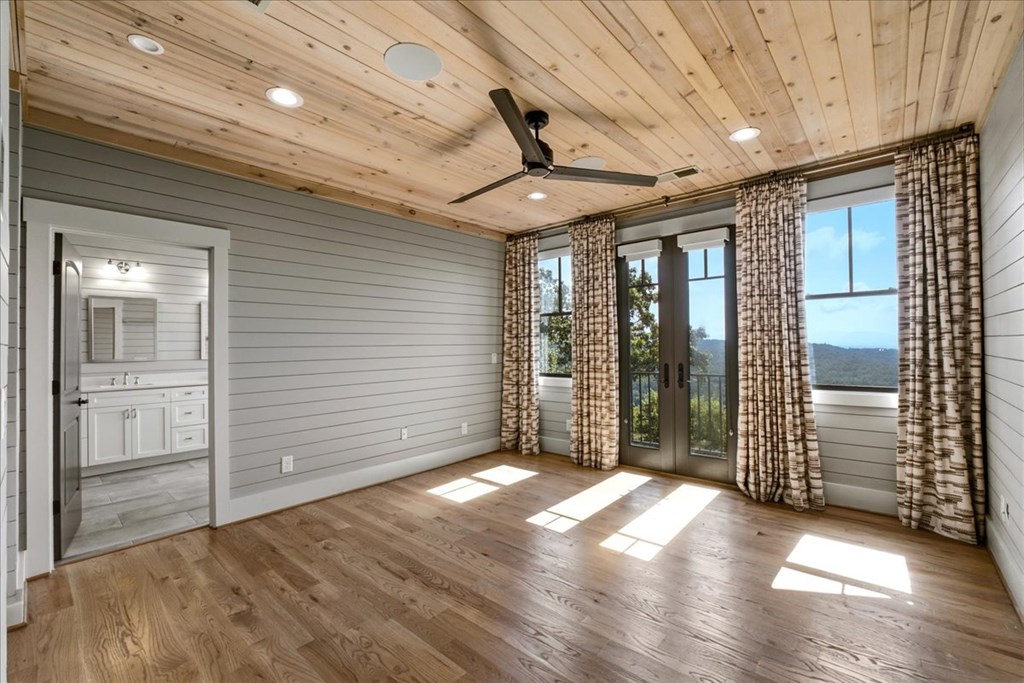 207 Utana Bluffs Trail
