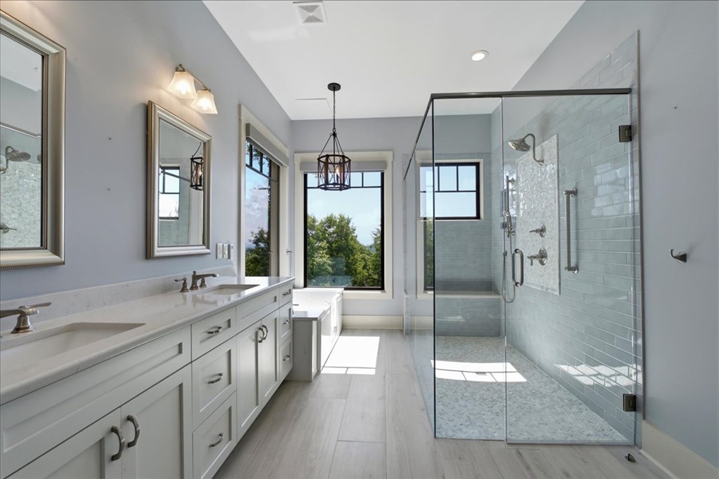 207 Utana Bluffs Trail