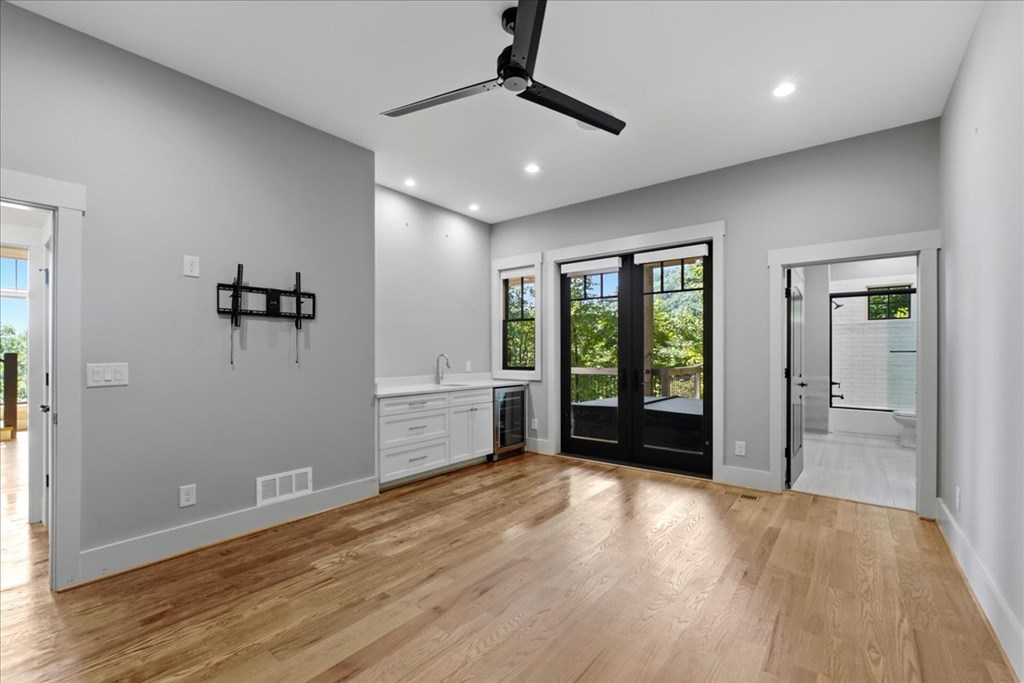 207 Utana Bluffs Trail