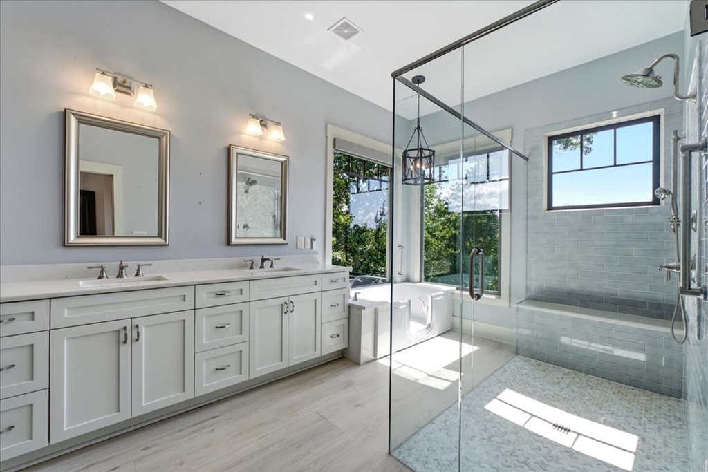207 Utana Bluffs Trail