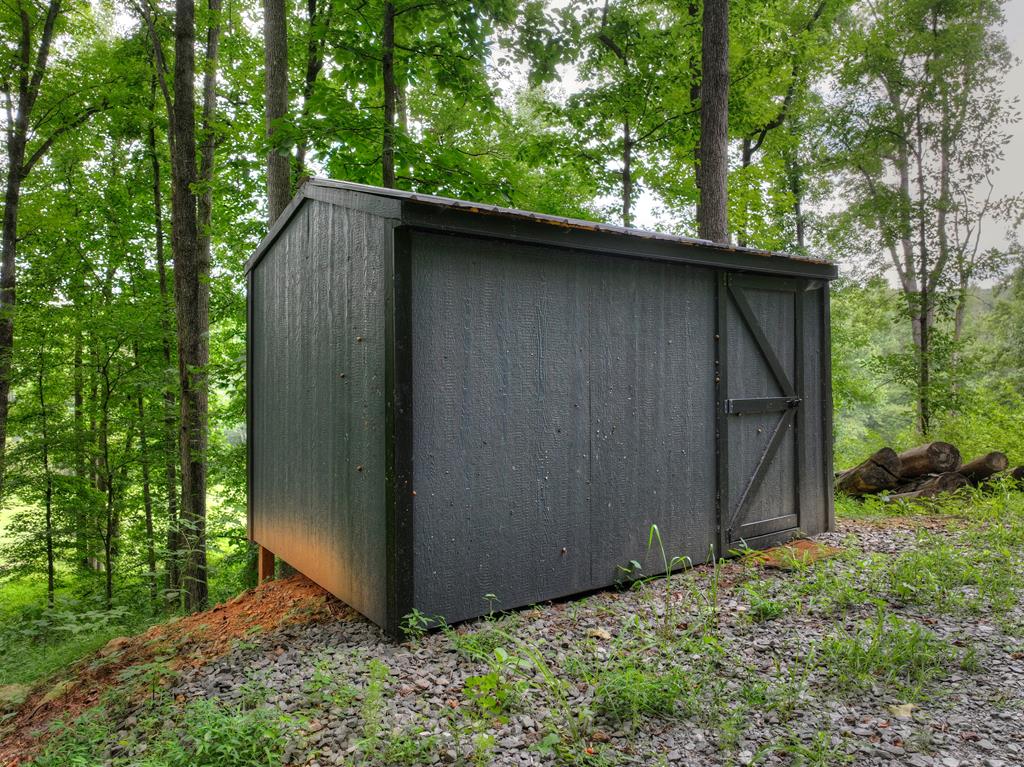 2086 Burnt Mountain Road