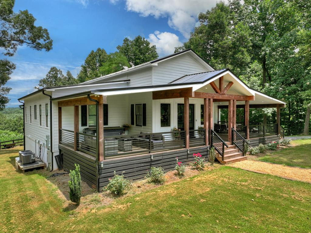 2086 Burnt Mountain Road
