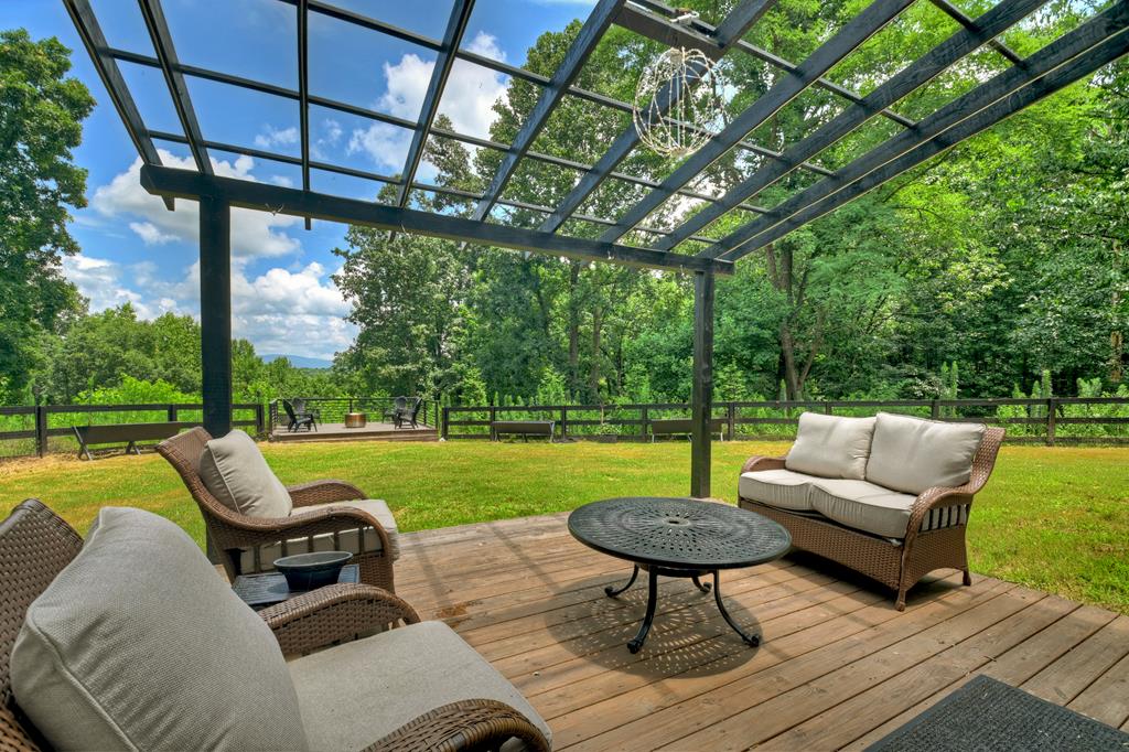 2086 Burnt Mountain Road