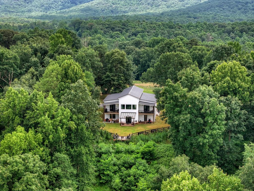 2086 Burnt Mountain Road