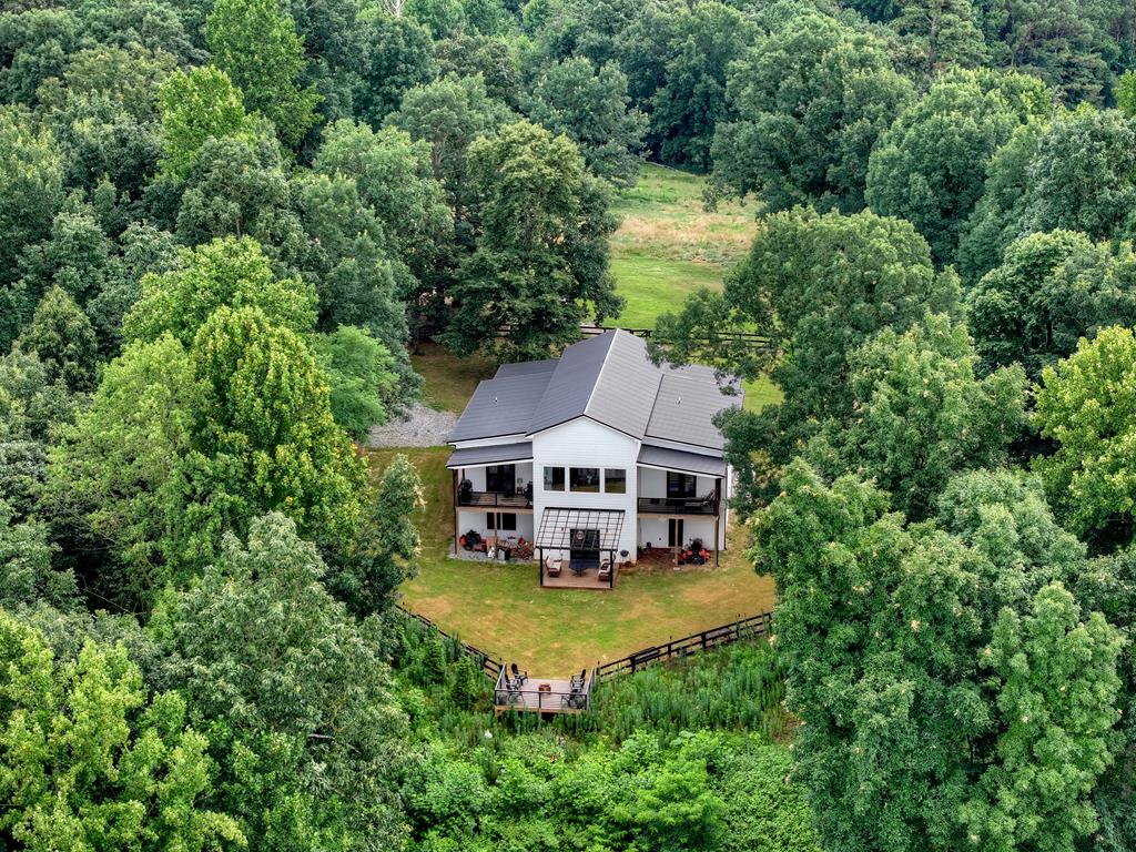 2086 Burnt Mountain Road