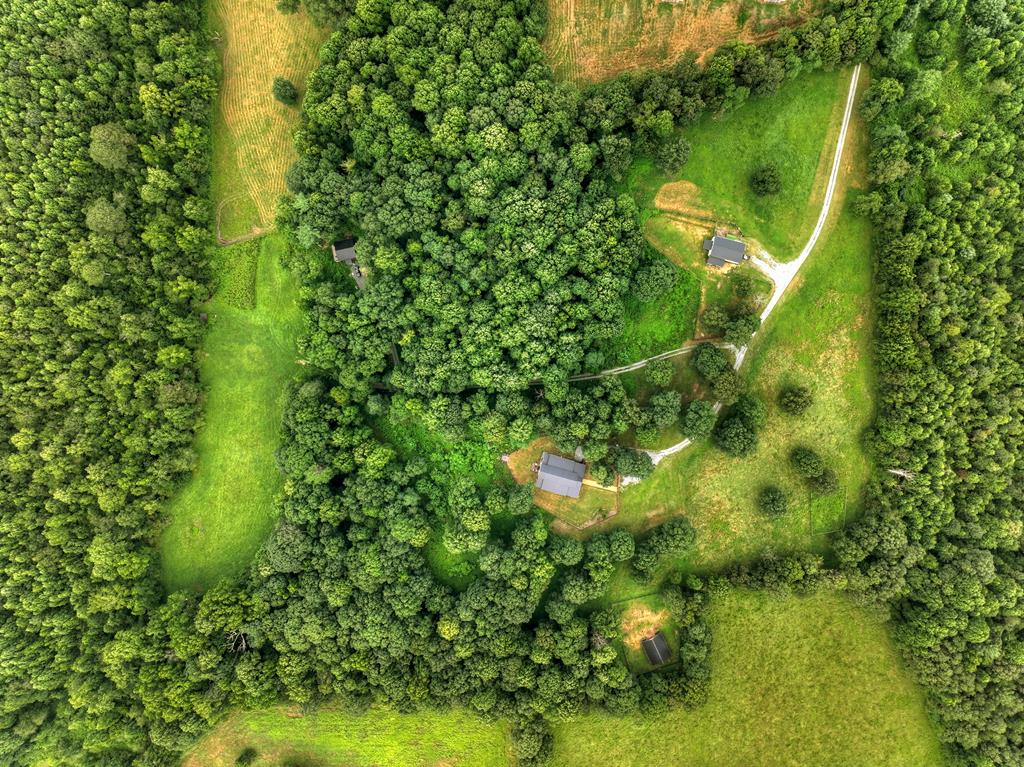 2086 Burnt Mountain Road