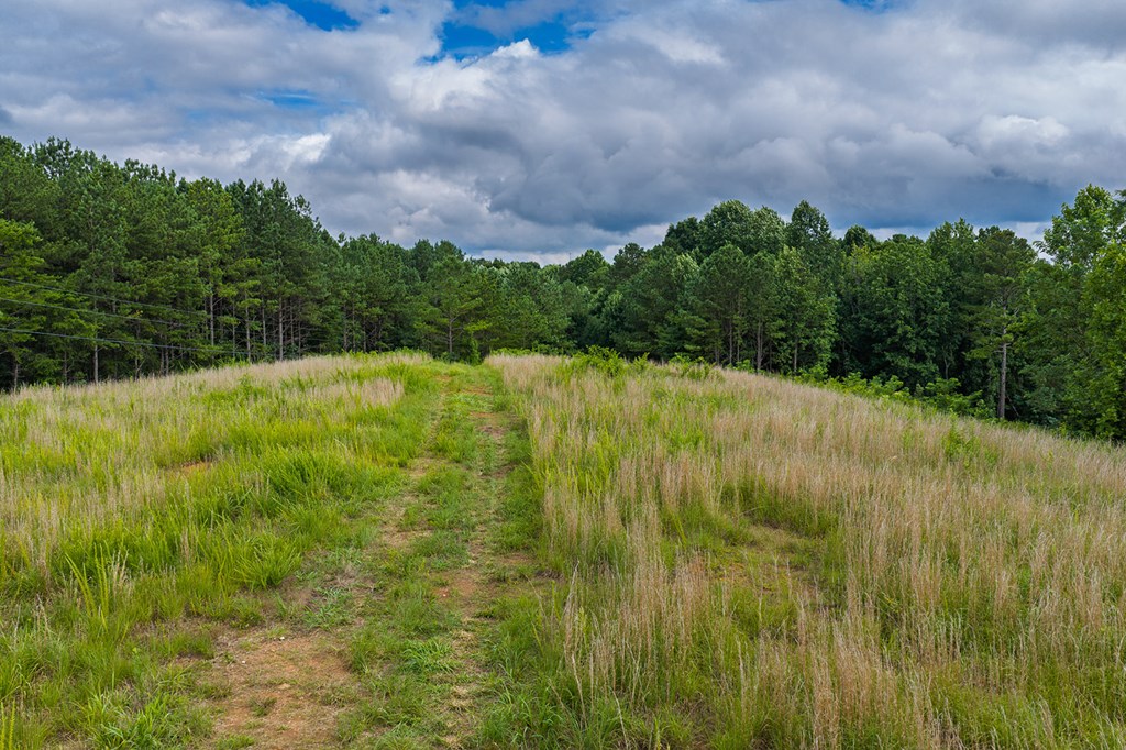 2027 Pleasant Valley Road