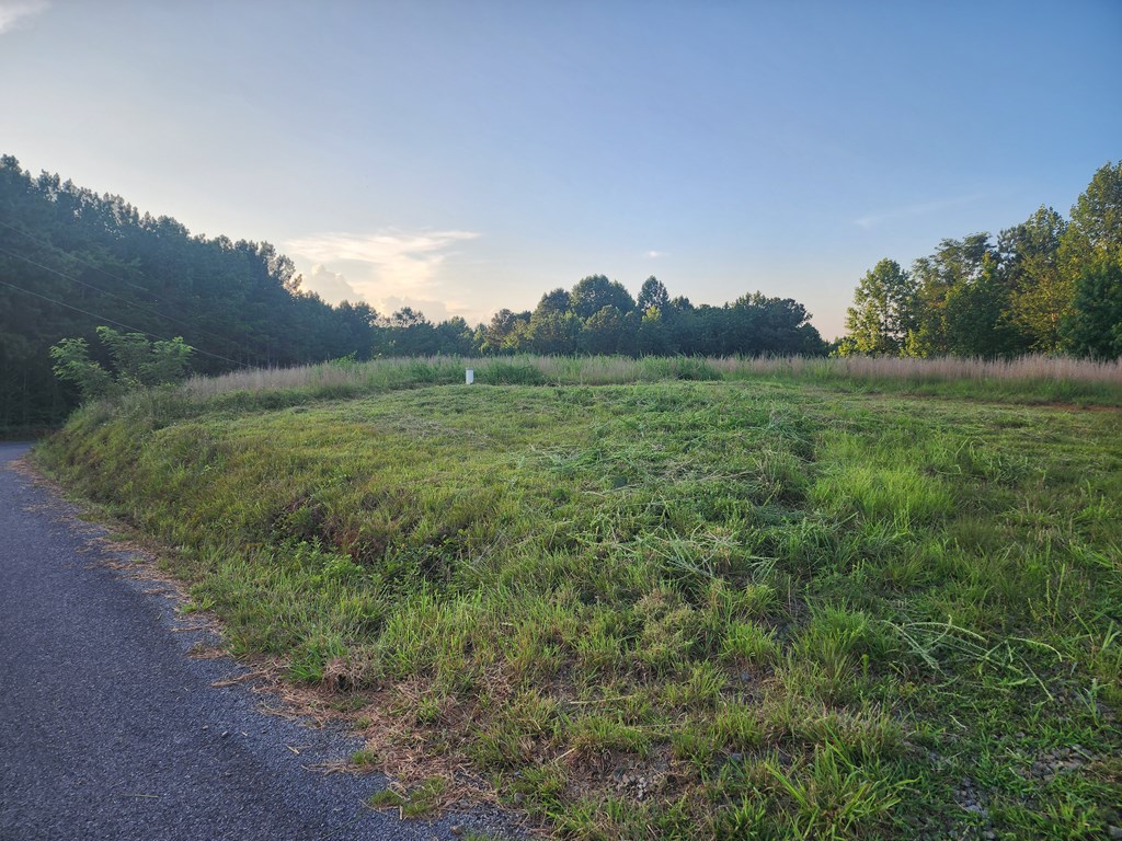 2027 Pleasant Valley Road