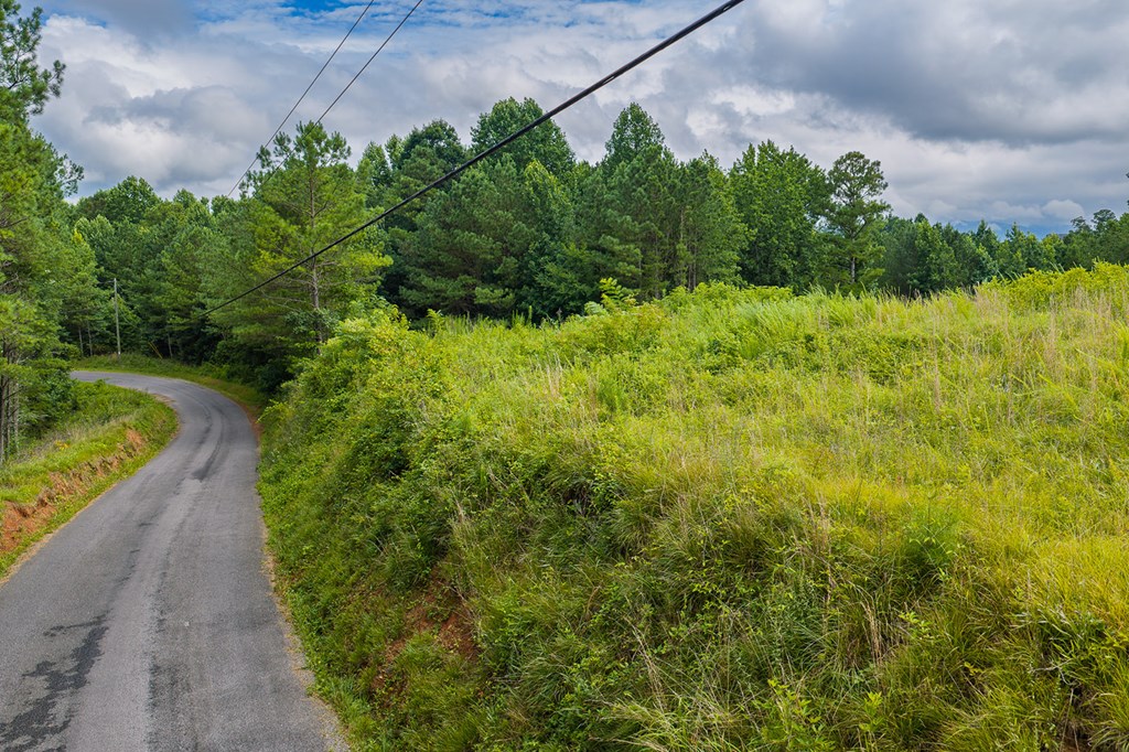 2027 Pleasant Valley Road