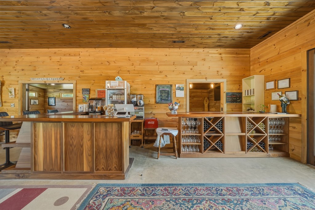 2317 Hwy 382