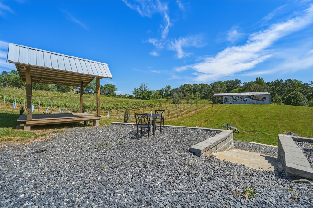 2317 Hwy 382