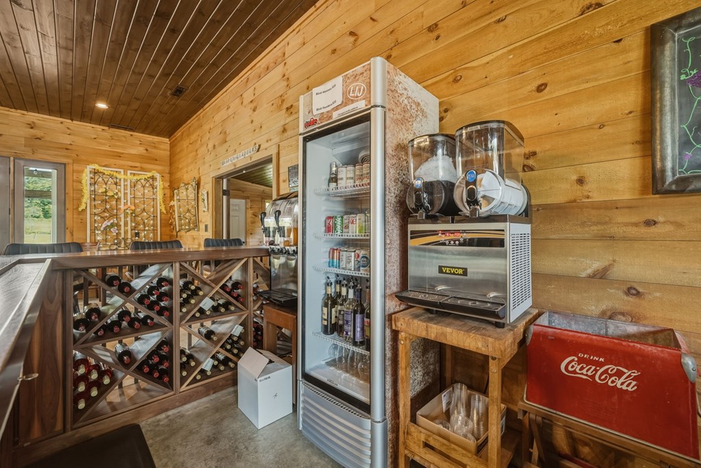 2317 Hwy 382