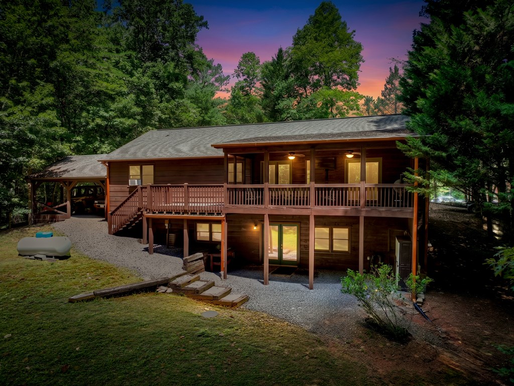 199 Hillsdale Drive