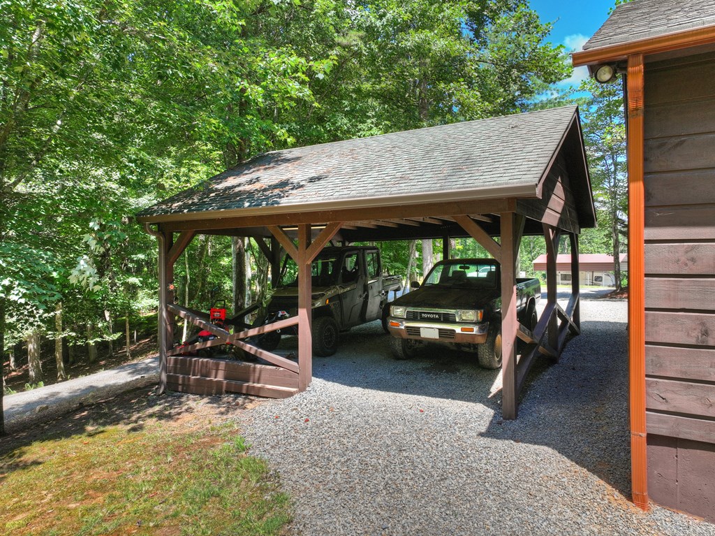 199 Hillsdale Drive