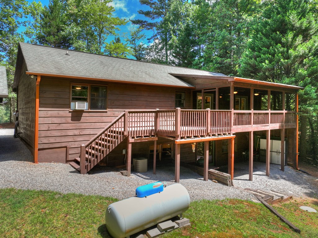199 Hillsdale Drive