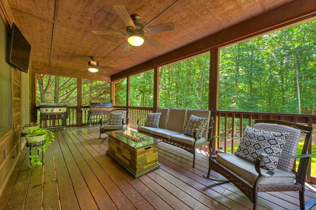 199 Hillsdale Drive