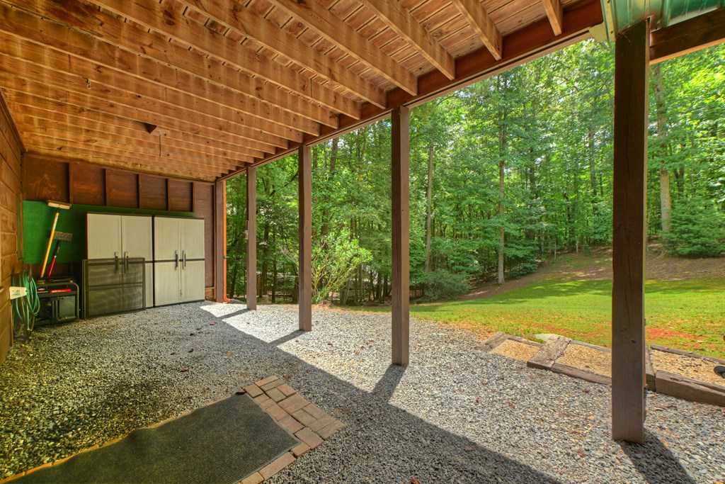199 Hillsdale Drive