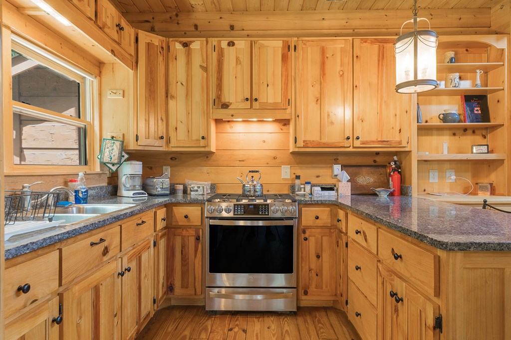 196 Creek Camp Road